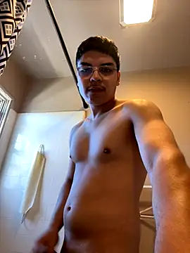 Snapshot of NotJay01 chatting on November 9, 9:02 pm NotJay01 online show from November 9, 9:02 pm