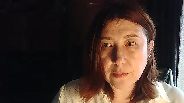 Snapshot of FiireTaliia chatting on January 24, 11:37 am FiireTaliia online show from January 24, 11:37 am