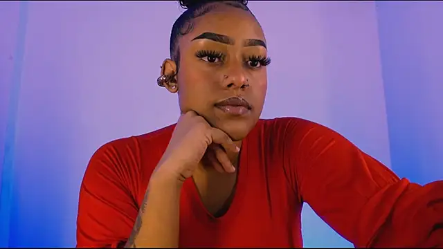 Snapshot of Emily_Williams12 chatting on February 21, 3:07 am Emily Williams12 online show from February 21, 3:07 am