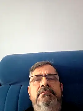 axecoman60 online show from December 3, 8:56 am