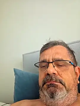 axecoman60 online show from February 10, 8:40 am