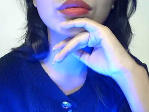 amrita2210 online show from January 5, 8:00 pm