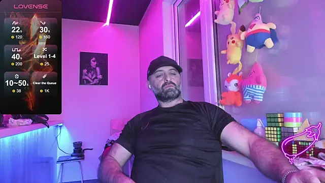 Snapshot of MAGABEAR077 chatting on March 9, 10:52 am MAGABEAR077 online show from March 9, 10:52 am