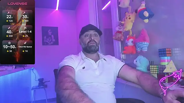 Snapshot of MAGABEAR077 chatting on March 18, 7:42 pm MAGABEAR077 online show from March 18, 7:42 pm