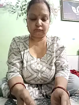 Snapshot of Kavya_kapoor chatting on February 20, 5:18 pm Kavya kapoor online show from February 20, 5:18 pm