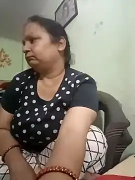 Snapshot of Kavya_kapoor chatting on March 12, 4:46 pm Kavya kapoor online show from March 12, 4:46 pm
