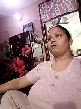 Kavya kapoor online show from April 11, 2:10 pm