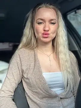 Devill Angel  online show from November 15, 8:33 am