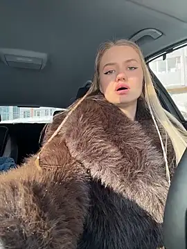 Snapshot of Devill_Angel_ chatting on February 23, 10:12 am Devill Angel online show from February 23, 10:12 am