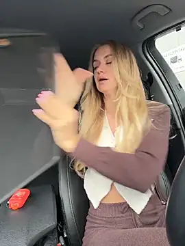 Devill Angel  online show from April 4, 11:08 am