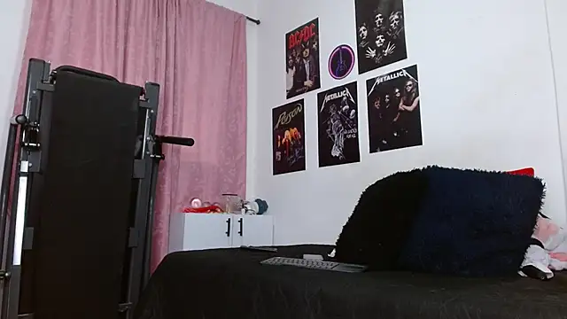 scarlett  morgan online show from September 19, 1:56 pm