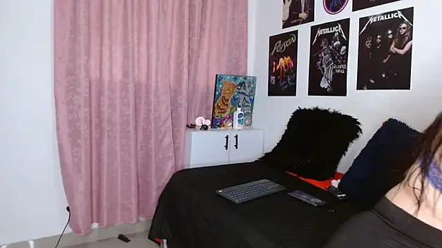 scarlett  morgan online show from December 20, 12:56 pm