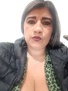 Hannahcandyy online show from March 6, 5:24 am