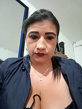 Hannahcandyy online show from March 14, 1:35 pm