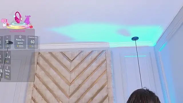 Lola King online show from September 15, 4:45 am