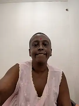 Snapshot of mamakarma1403 chatting on June 23, 12:03 pm mamakarma1403 online show from June 23, 12:03 pm
