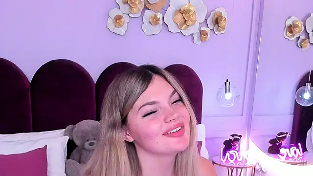 ZaraBloom online show from December 23, 4:21 am