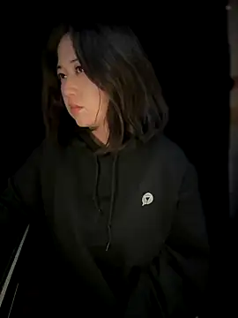 Snapshot of JoyFulLicss chatting on October 6, 1:03 am JoyFulLicss online show from October 6, 1:03 am