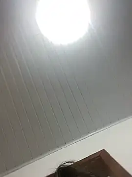 Snapshot of Vih222 chatting on January 4, 10:34 pm Vih222 online show from January 4, 10:34 pm