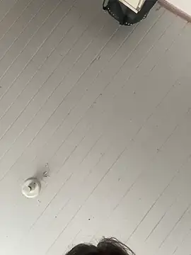 Snapshot of Vih222 chatting on February 20, 12:05 pm Vih222 online show from February 20, 12:05 pm