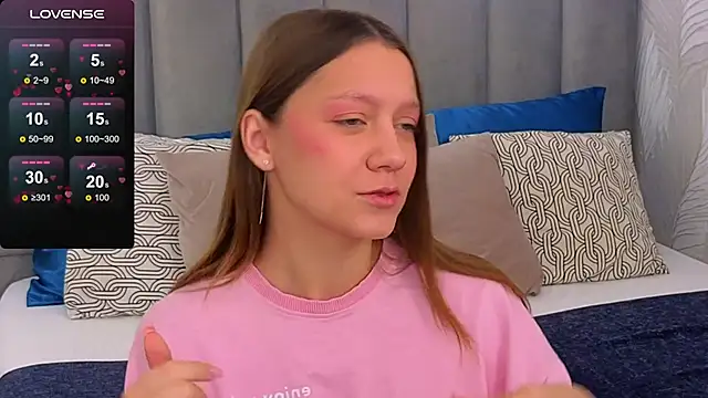 Snapshot of AliceBrayan chatting on February 28, 5:26 am AliceBrayan online show from February 28, 5:26 am