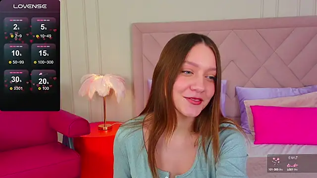 Snapshot of AliceBrayan chatting on March 3, 11:44 am AliceBrayan online show from March 3, 11:44 am