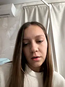 Snapshot of AliceBrayan chatting on January 13, 5:07 pm AliceBrayan online show from January 13, 5:07 pm