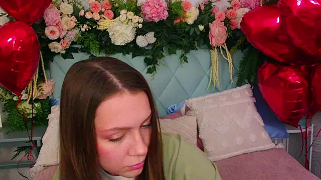 Snapshot of AliceBrayan chatting on February 10, 5:06 pm AliceBrayan online show from February 10, 5:06 pm