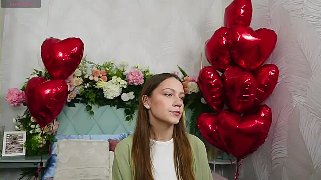 Snapshot of AliceBrayan chatting on February 14, 5:10 pm AliceBrayan online show from February 14, 5:10 pm