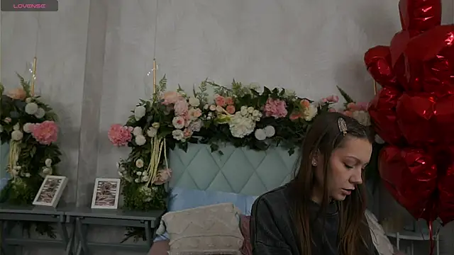 Snapshot of AliceBrayan chatting on February 21, 5:03 pm AliceBrayan online show from February 21, 5:03 pm