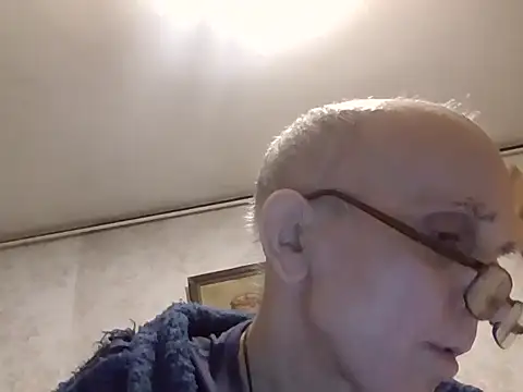 mariusica1xh online show from December 23, 1:36 am