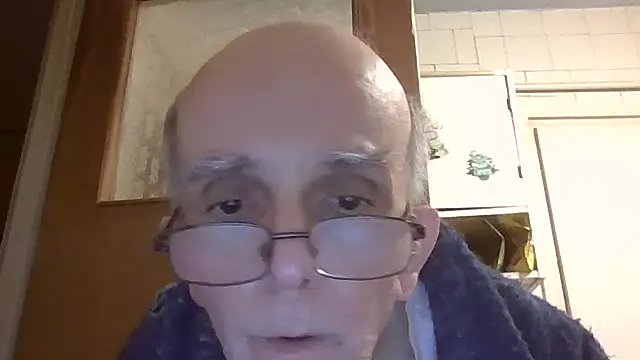 Snapshot of mariusica1@xh chatting on February 13, 11:23 pm mariusica1xh online show from February 13, 11:23 pm