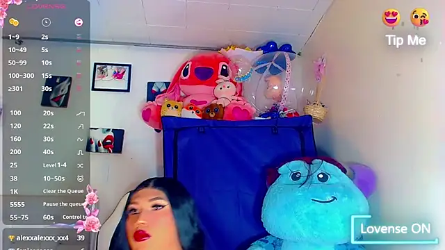 Snapshot of nicol_gill_ chatting on January 15, 2:35 pm nicol gill online show from January 15, 2:35 pm