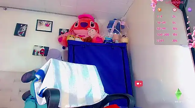 Snapshot of nicol_gill_ chatting on January 18, 2:23 pm nicol gill online show from January 18, 2:23 pm