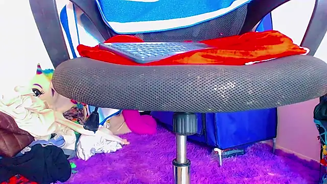 Snapshot of nicol_gill_ chatting on February 8, 11:33 am nicol gill online show from February 8, 11:33 am