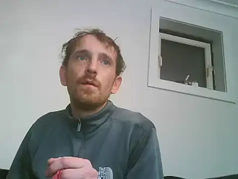 Snapshot of PocoLoco420 chatting on October 20, 12:22 am PocoLoco420 online show from October 20, 12:22 am