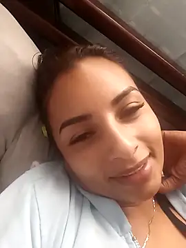 mykaelahoney online show from October 27, 3:16 pm