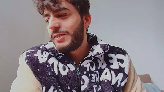 thomas gun online show from April 3, 1:53 pm