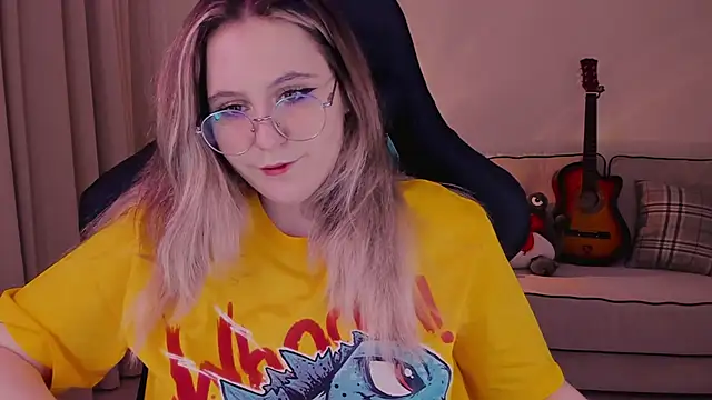 Diana Flower online show from December 11, 2:22 pm