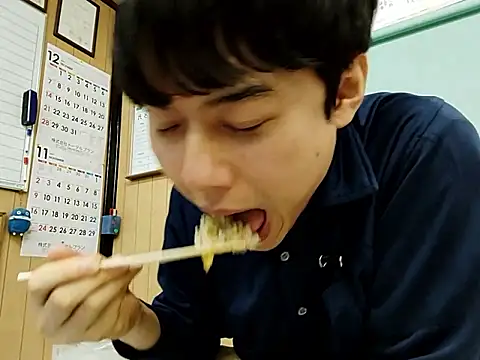 whitebriefboy online show from November 9, 2:48 pm