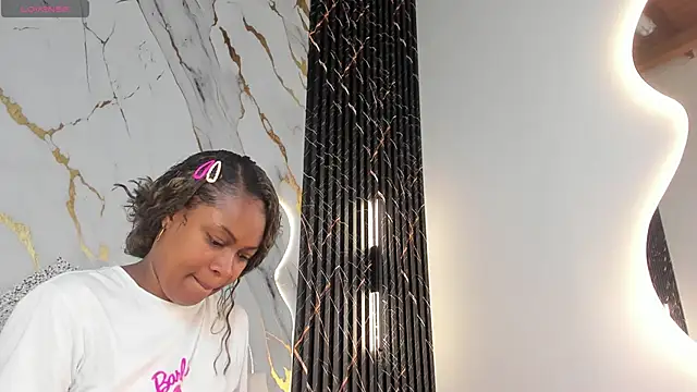 ebony hot1 online show from October 22, 2:17 pm