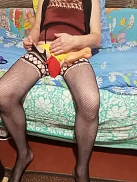 Caprron online show from December 14, 3:04 pm