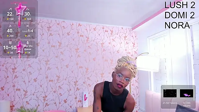 amber-hill online show from September 20, 7:04 pm