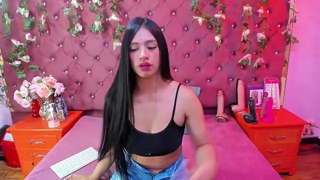 Mariana Prin online show from October 17, 1:42 am