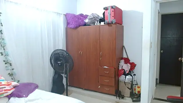 helenca43 online show from February 28, 10:16 am