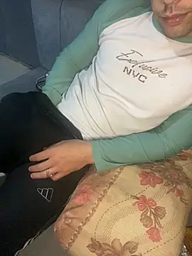 YawlingJingoist online show from November 19, 2:00 am