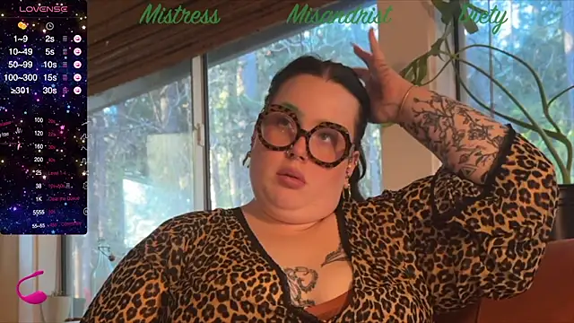 Snapshot of MissBika chatting on January 23, 12:25 am MissBika online show from January 23, 12:25 am