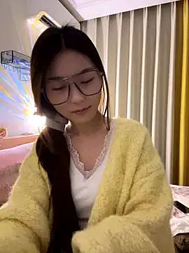 Sweet-Angel999 online show from January 11, 2:33 pm