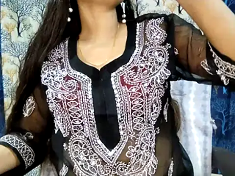 Snapshot of Aarvi_Arora chatting on November 16, 11:27 am Aarvi Arora online show from November 16, 11:27 am