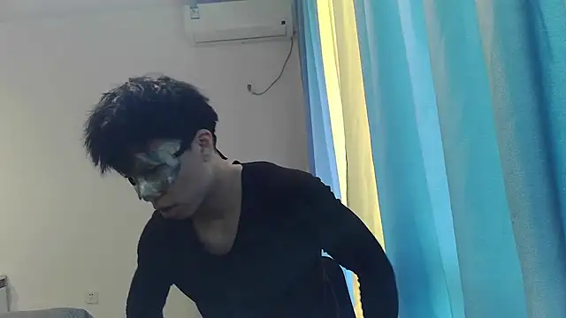 Snapshot of shuai321 chatting on March 8, 6:43 am shuai321 online show from March 8, 6:43 am